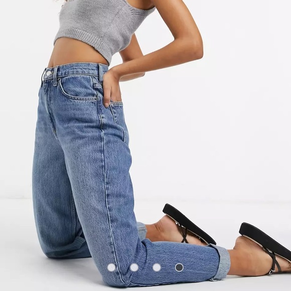 ASOS Denim - ASOS DESIGN high rise 'slouchy' mom jean in midwash size 32
